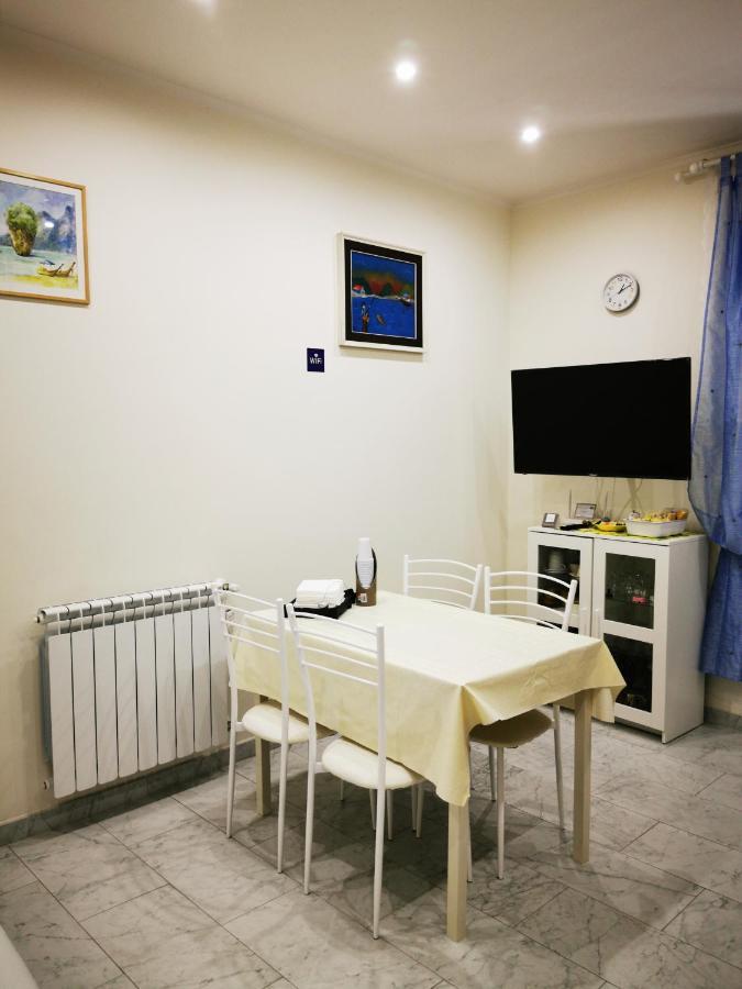 Apartment House 2018