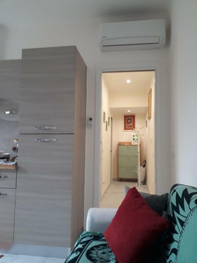Apartment House 2018 *
